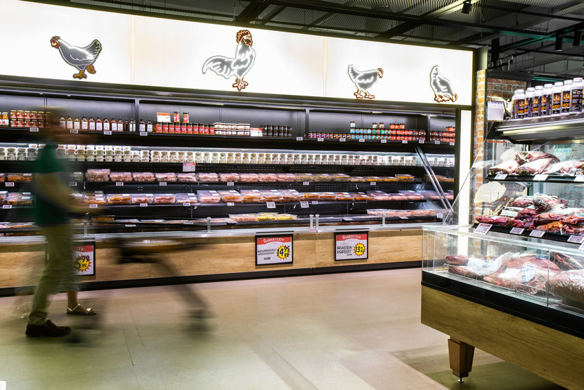 Kuluttaja päättää kaupan valikoiman verkkosivut.jpg